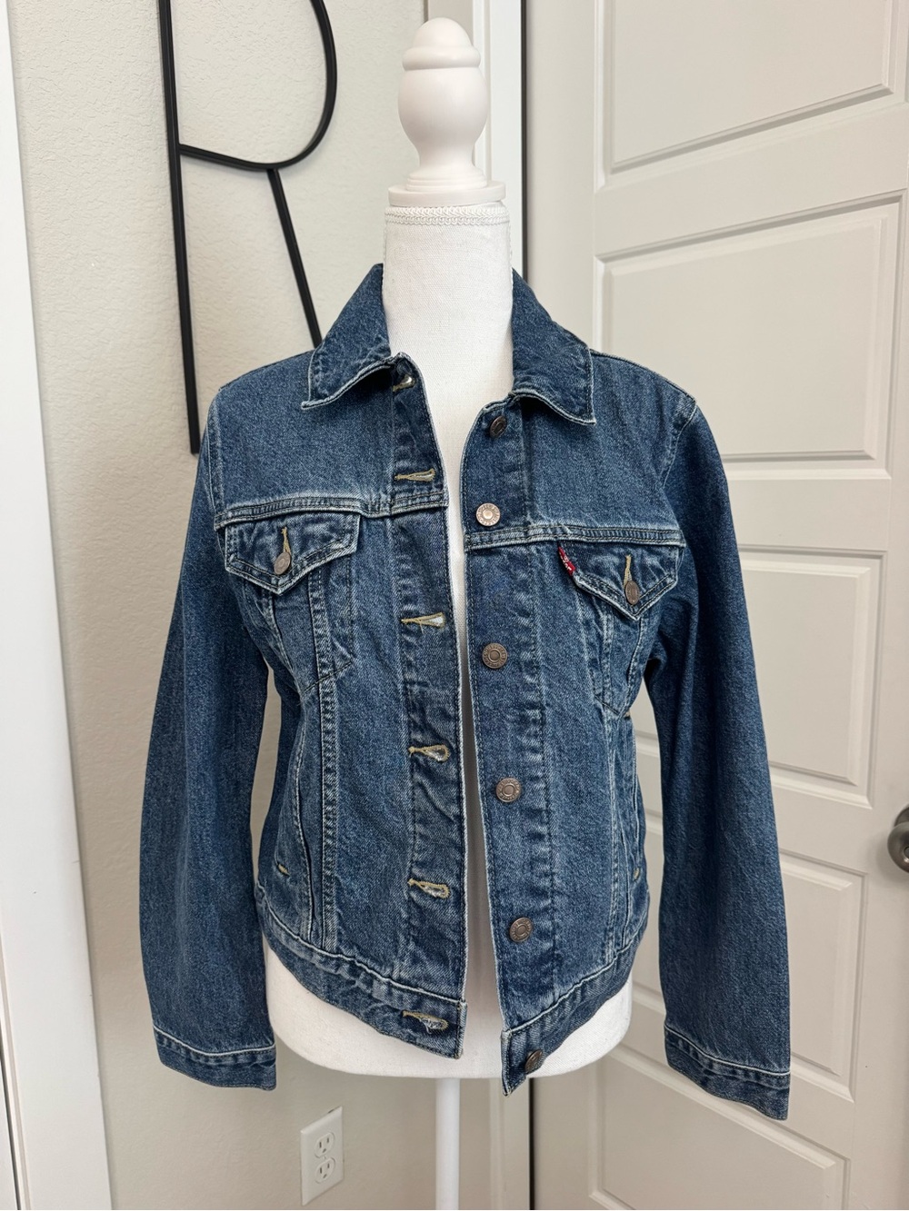 Levi's Dark Blue Denim Trucker Jacket